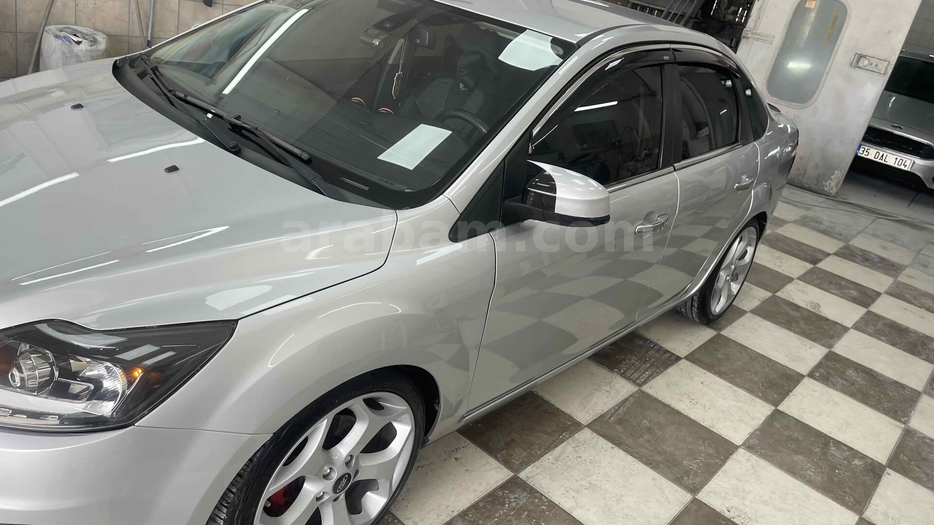 Sahibinden Ford Focus 1.6 TDCi Titanium 2011 Model İzmir 167.000 km Gri 3