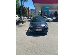 Sahibinden Hyundai Accent Blue 1.4 CVVT Prime 2012 Model 