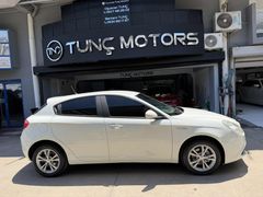 TUNÇ MOTORS / ALFA ROMEO GİULİETTA / HATASIZ / BÜYÜK EKRAN