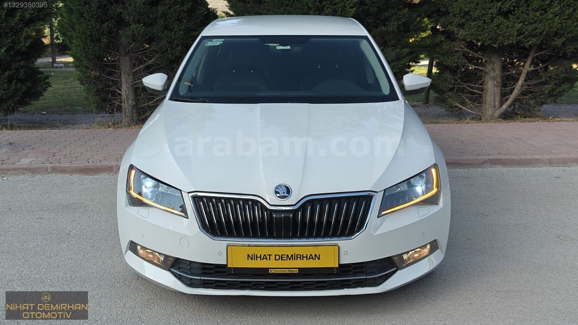 Galeriden Skoda SuperB 1.6 TDI Prestige 2015 Model Konya 190.000 km Beyaz 4
