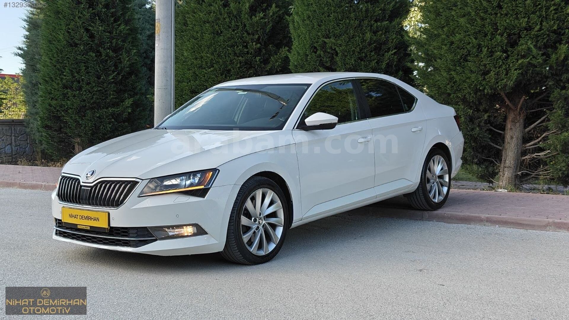 Galeriden Skoda SuperB 1.6 TDI Prestige 2015 Model Konya 190.000 km Beyaz 5