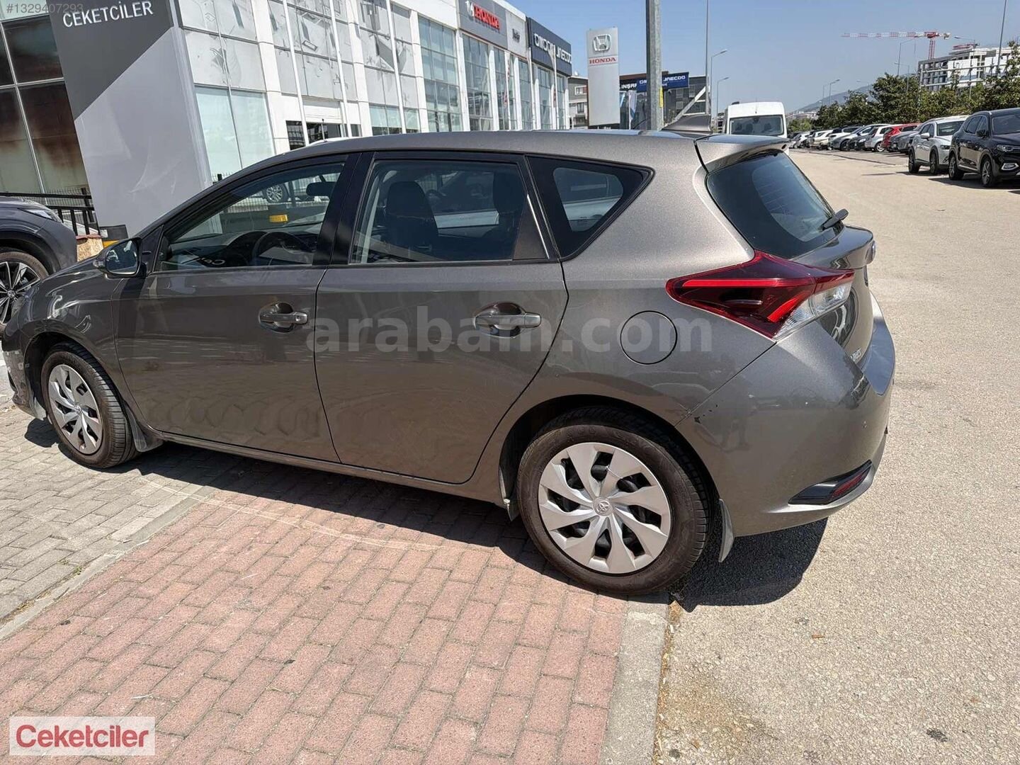 Galeriden Toyota Auris 1.33 Life 2017 Model Bursa 65.000 km Gri 6
