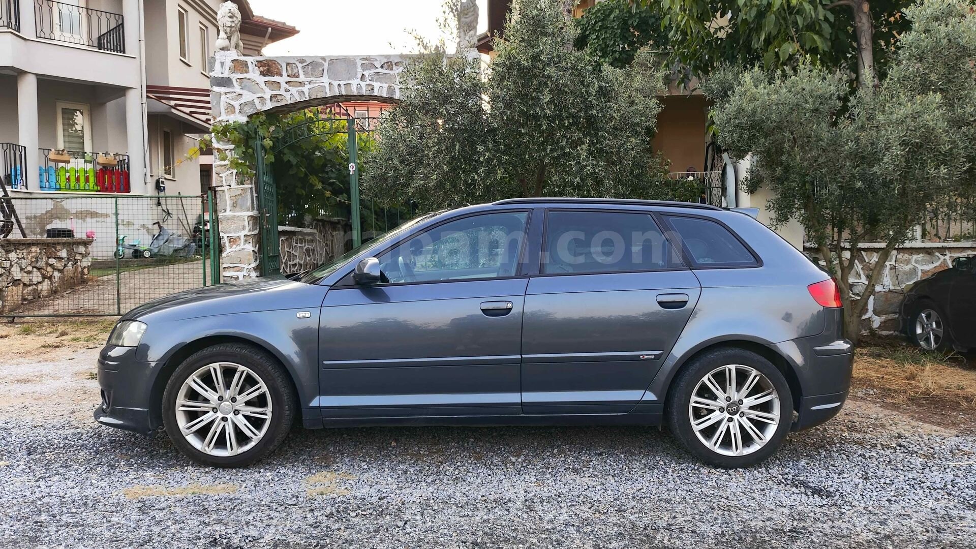 Sahibinden Audi A3 Sportback 2.0 TDI Ambition 2006 Model Muğla 416.000 km Gri 4