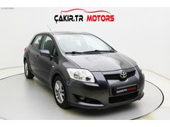 ÇAKIR I HATASIZ 2009 MODEL TOYOTA AURİS 1.4-D4 226.000 KM
