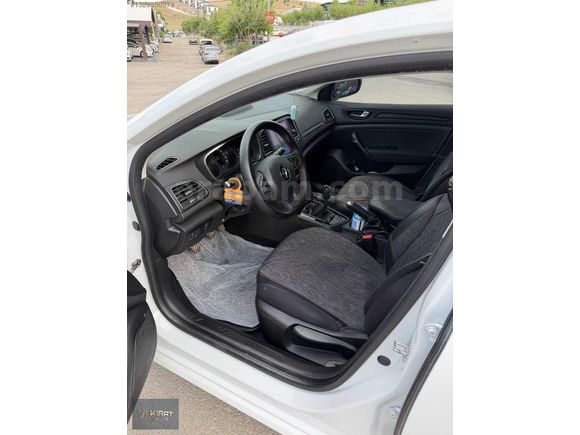 2020 MEGANE / 1.3 TCE / 83 BİN KM / TESLA EKRAN/KROM/ CAM GİBİ
