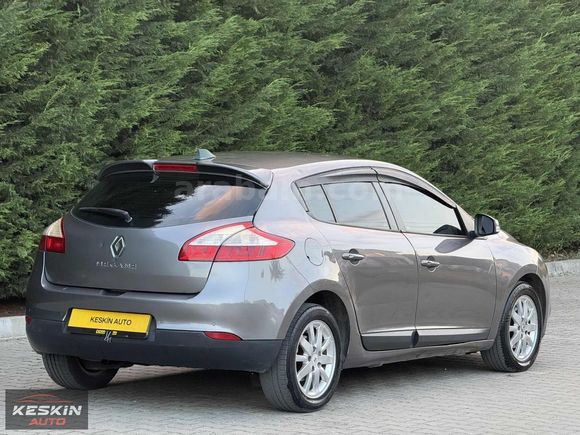 KESKİN AUTODAN 2010 MEGANE III 1.6 EXPRESSION DEĞİŞENSİZ