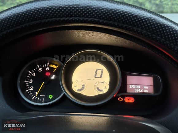 KESKİN AUTODAN 2010 MEGANE III 1.6 EXPRESSION DEĞİŞENSİZ