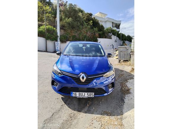2.Sahibinden 2023 Model Renault Clio 1.0 TCe Touch 