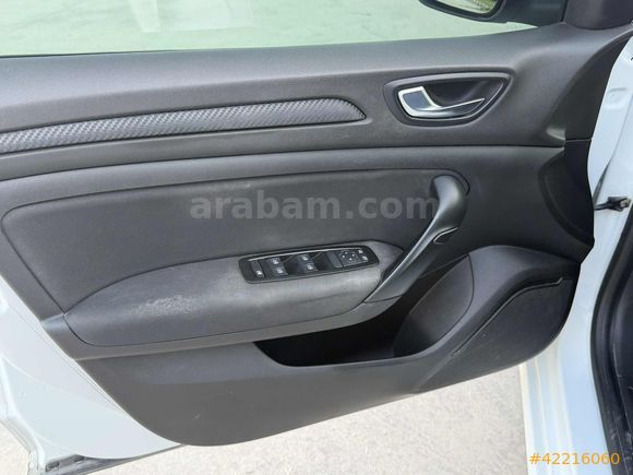 2020 MODEL RENAULT MEGANE 72.000 KM HATASIZ