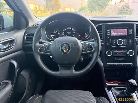 2020 MODEL RENAULT MEGANE 72.000 KM HATASIZ