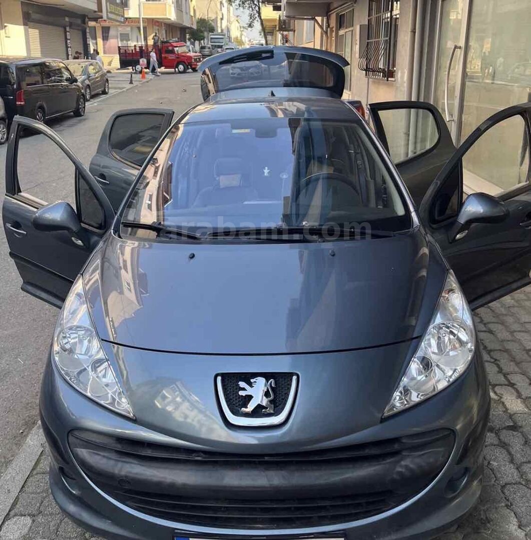Sahibinden Peugeot 207 1.6 VTi Premium 2008 Model İstanbul 137.000 km Füme 1