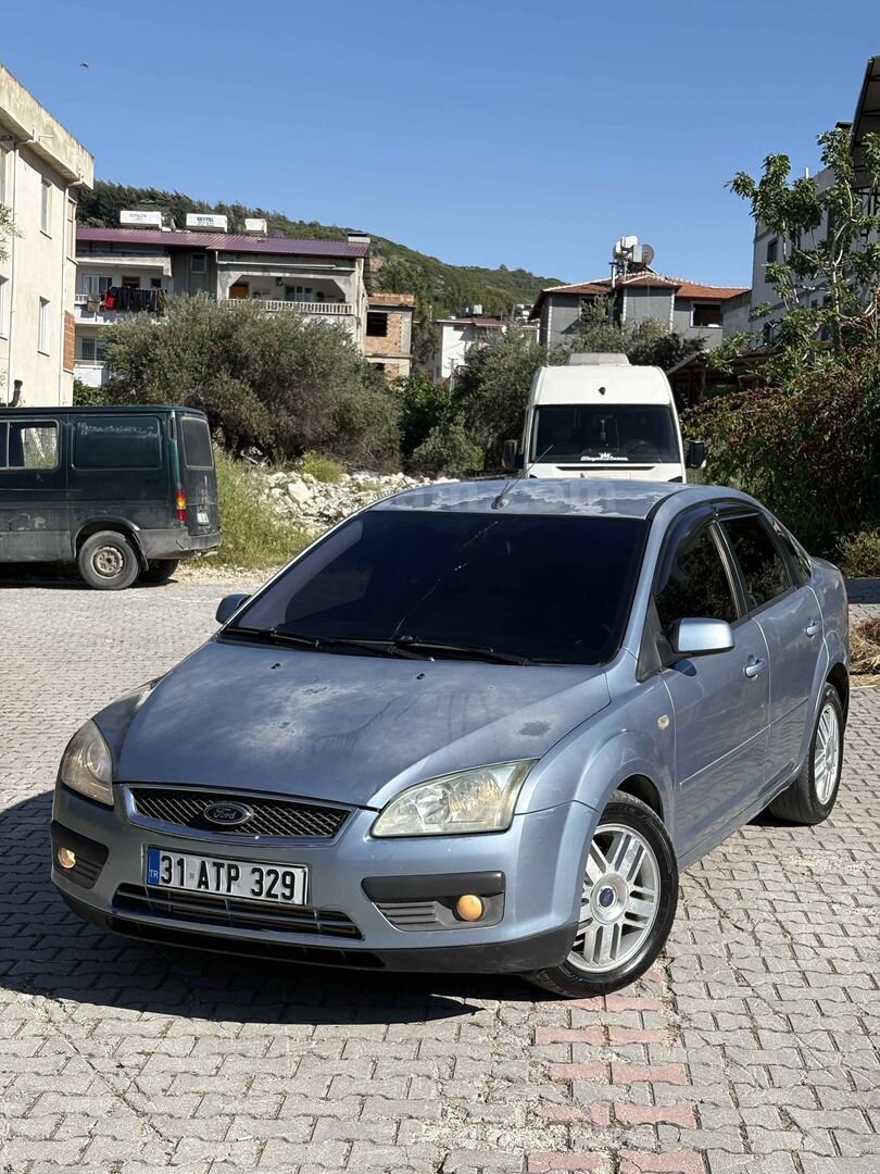 Sahibinden Ford Focus 1.6 TDCi Ghia 2006 Model Hatay 354.500 km Mavi 1