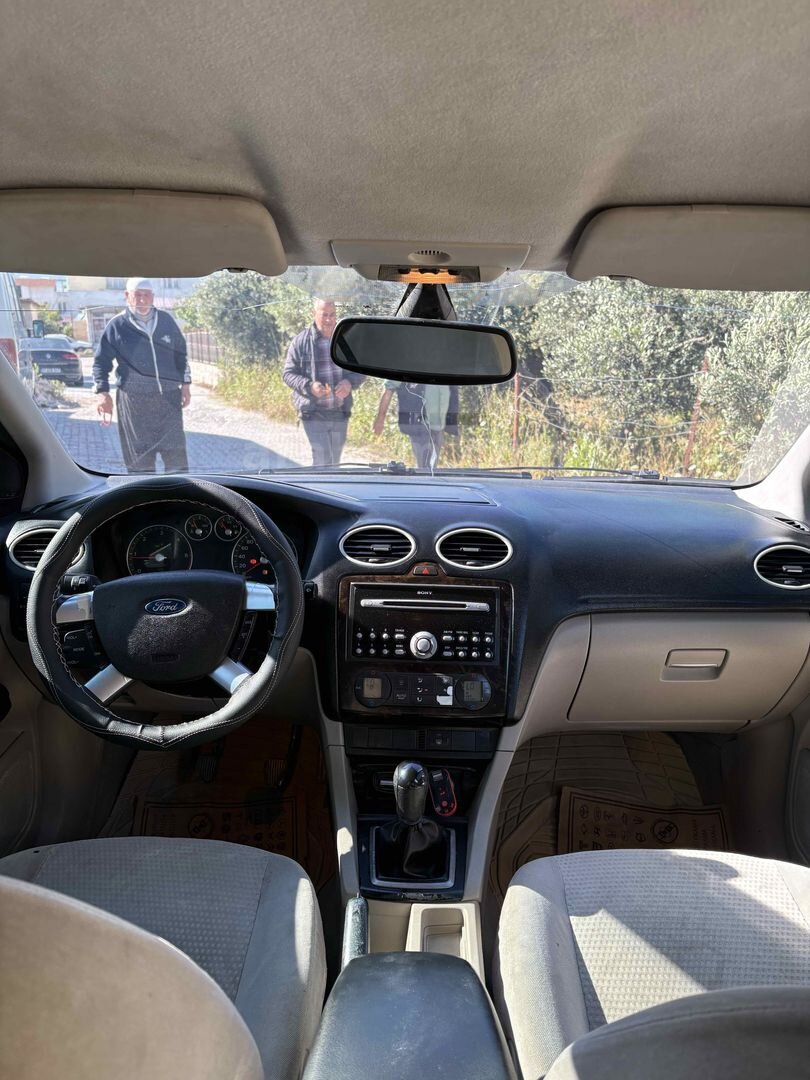 Sahibinden Ford Focus 1.6 TDCi Ghia 2006 Model Hatay 354.500 km Mavi 6