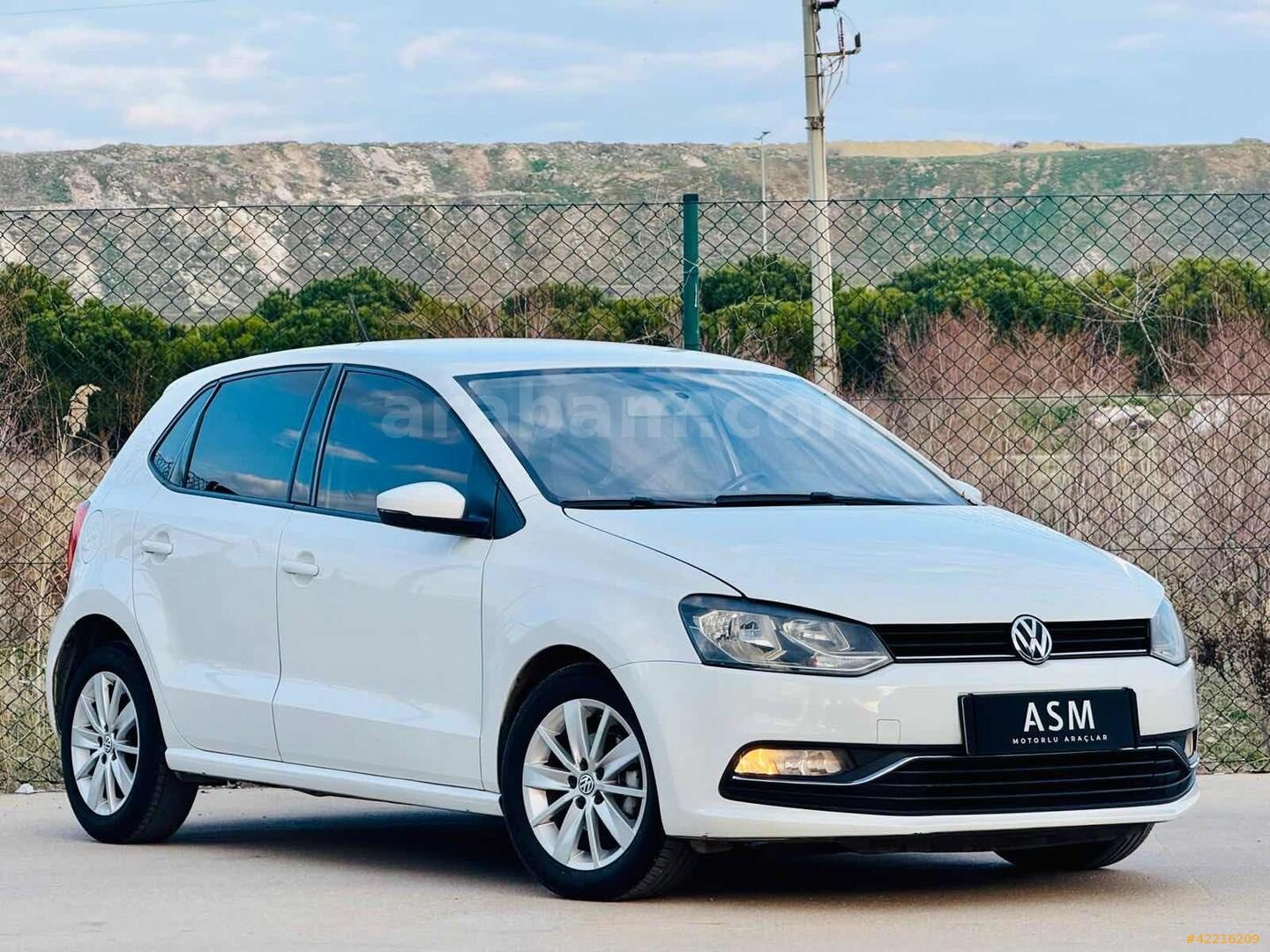 Galeriden Volkswagen Polo 1.4 TDi Comfortline 2016 Model Denizli 188.000 km Beyaz 3