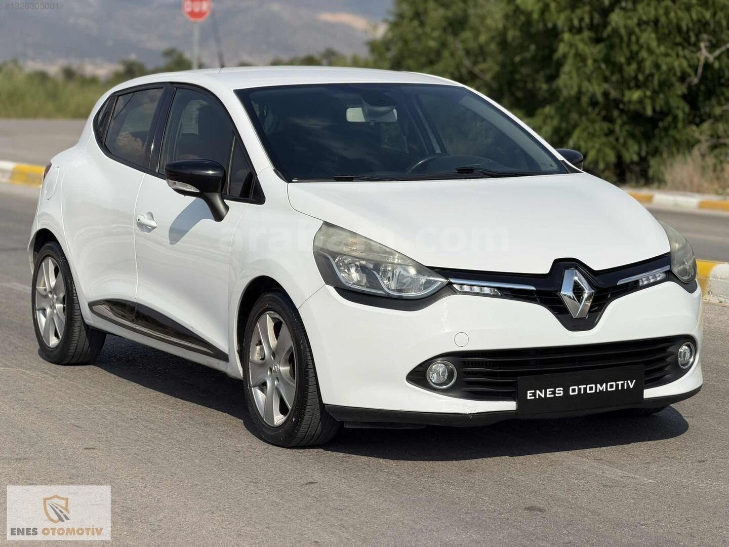 Galeriden Renault Clio 1.5 dCi Icon 2015 Model Isparta 177.000 km Beyaz 3