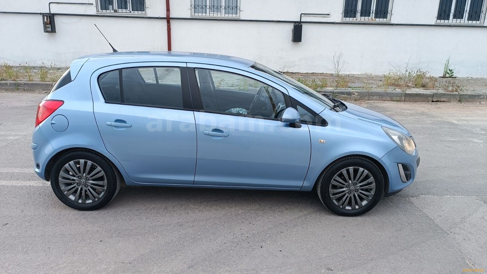 Galeriden Opel Corsa 1.4 Twinport Enjoy 2013 Model Sivas 112.000 km Mavi 5