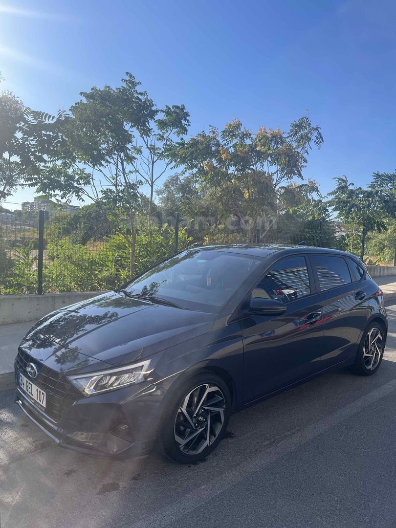 Sahibinden Hyundai i20 1.4 MPI Style Plus 2022 Model İstanbul 51.300 km Gri (metalik) 7