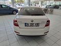 SKODA OCTAVYA MANUEL 2 PARÇA BOYA LI