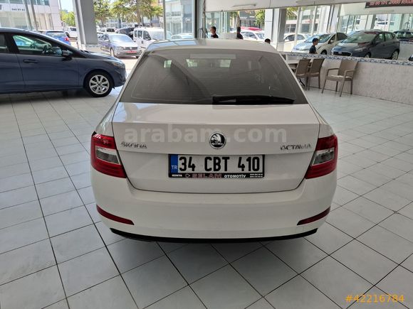 SKODA OCTAVYA MANUEL 2 PARÇA BOYA LI