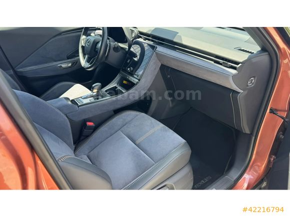 ÇAVDARLI LEXUS PLAZA'DAN 2024 LBX COOL