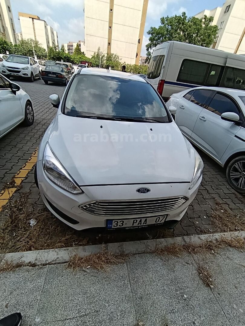 Sahibinden Ford Focus 1.6 TDCi Trend X 2014 Model Mersin 230.000 km Beyaz 4