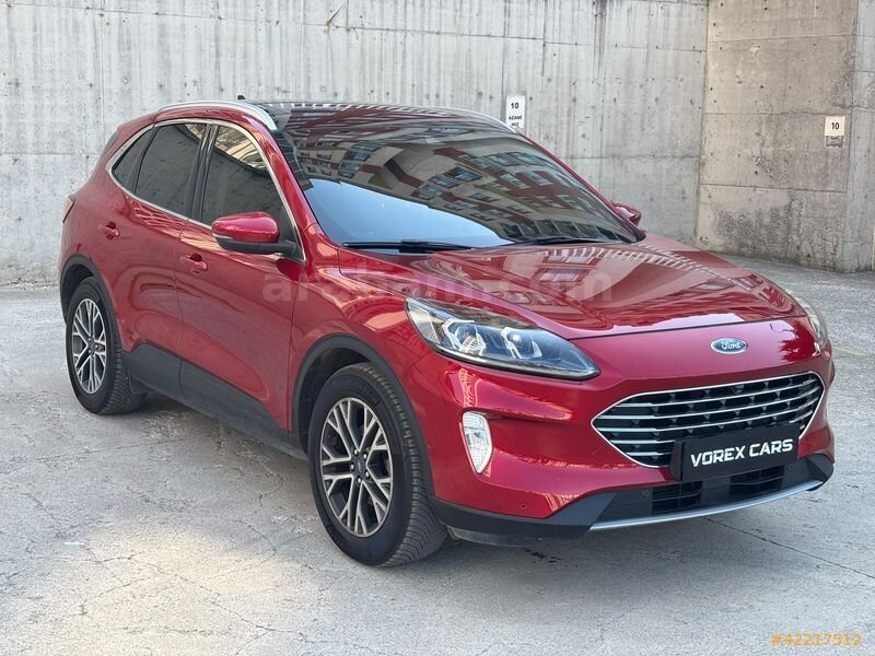 VOREX CARS'TAN FORD KUGA TİTANYUM KIŞ PAKET CAM TAVAN HEAD UP