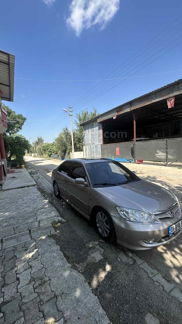 Sahibinden Honda Civic 1.6i VTEC ES 2004 Model Adana 330.000 km Bej 7