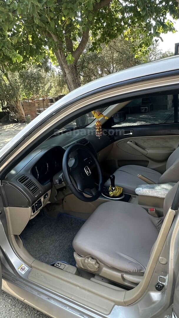 Sahibinden Honda Civic 1.6i VTEC ES 2004 Model Adana 330.000 km Bej 6