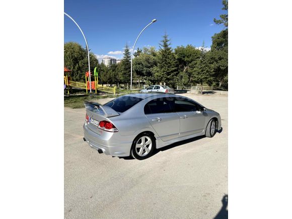 Sahibinden Honda Civic 1.6i VTEC Elegance 2011 Model 