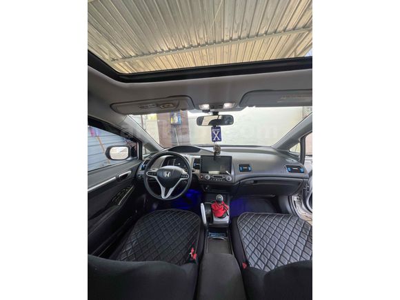 Sahibinden Honda Civic 1.6i VTEC Elegance 2011 Model 