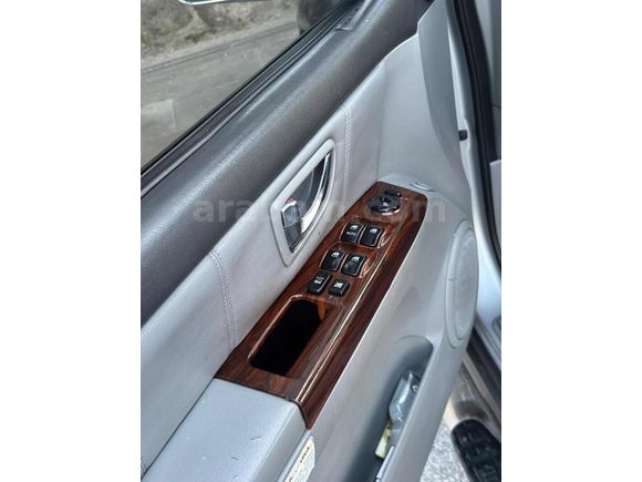 2006 MODEL KİA SORENTO 2.5 CDRI SUNROOF DERİ ISITMA GERİ GRŞ