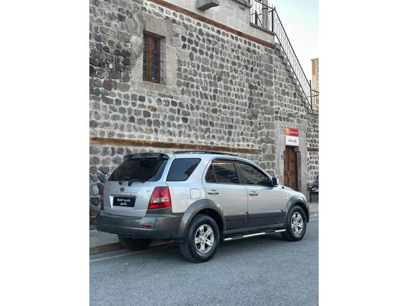 2006 MODEL KİA SORENTO 2.5 CDRI SUNROOF DERİ ISITMA GERİ GRŞ