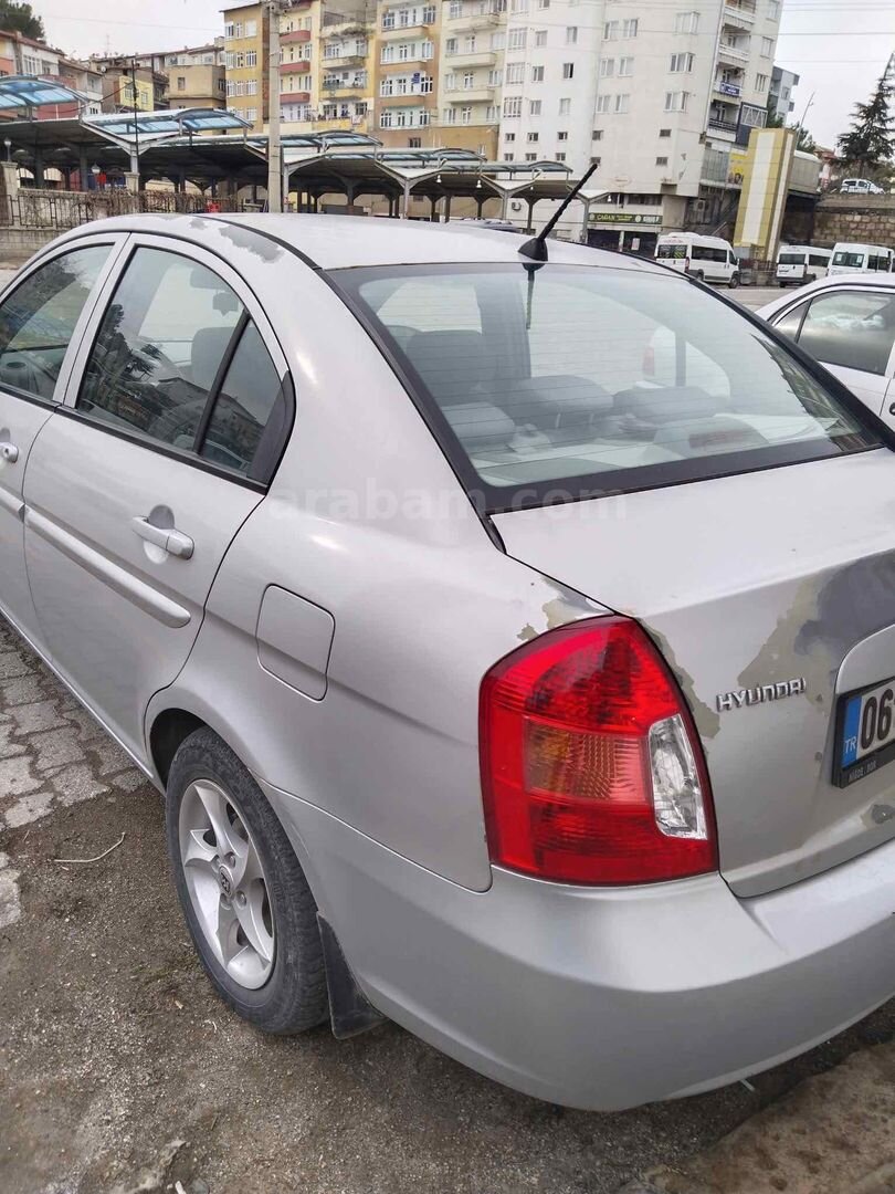 Sahibinden Hyundai Accent Era 1.4 Select 2006 Model Niğde 165.000 km Gri (Gümüş) 2