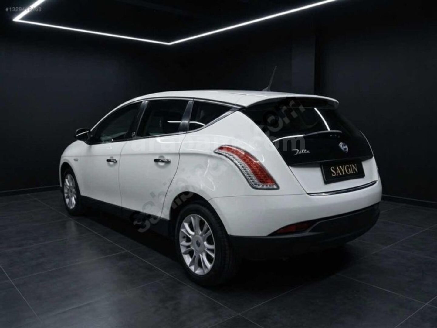 Galeriden Lancia Delta 1.6 MJet 2013 Model Ankara 241.008 km Beyaz 4