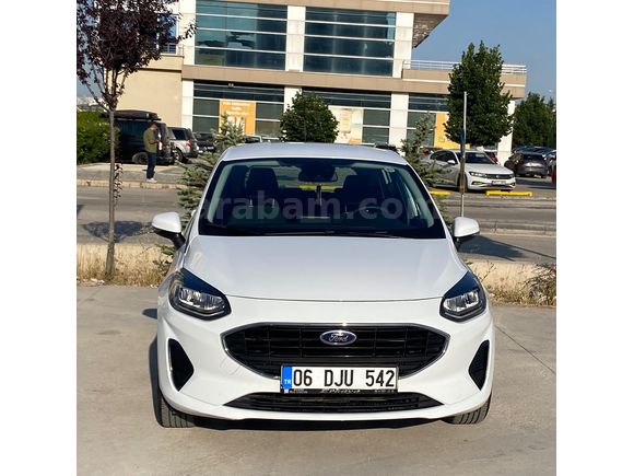 SAHİBİNDEN TEMİZ FORD FİESTA