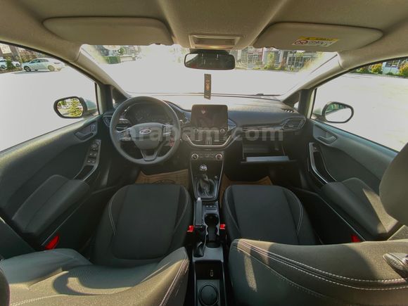 SAHİBİNDEN TEMİZ FORD FİESTA