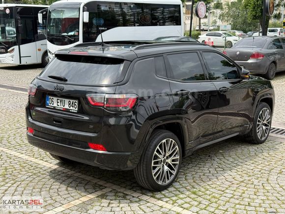 FIAT&JEEP BAYİSİ KARTAŞ A.Ş'DEN 2024 JEEP COMPASS 1.5 SUMMİT