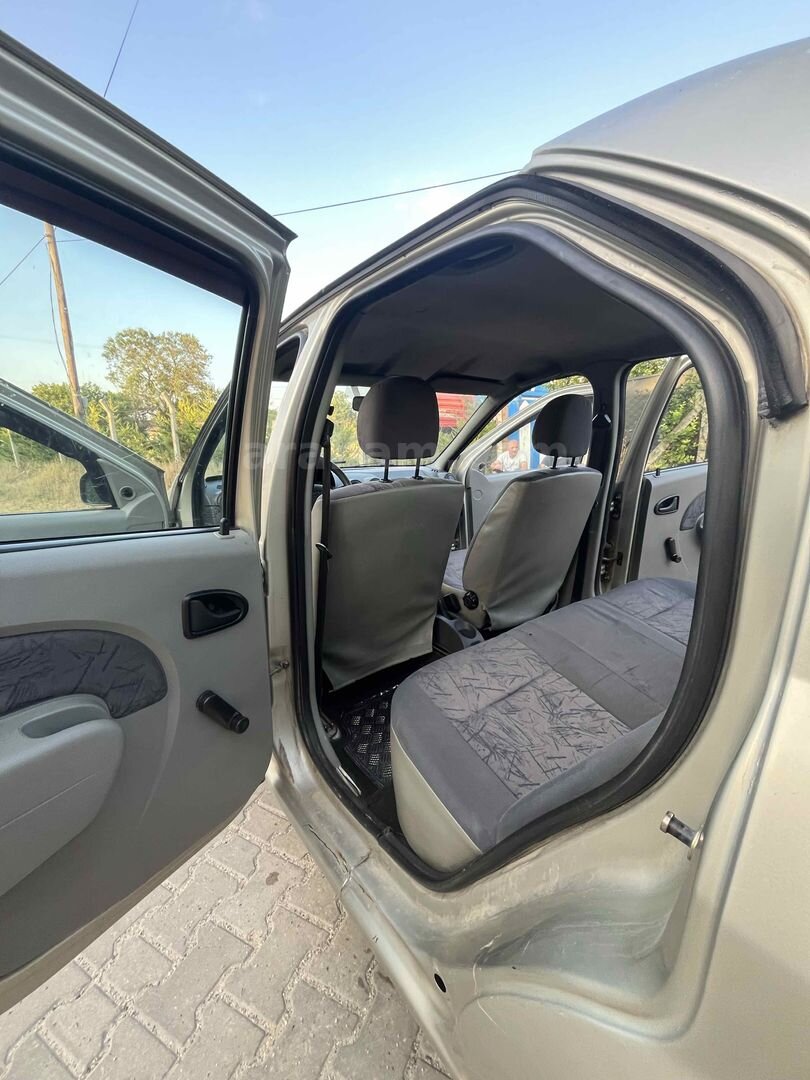 Sahibinden Dacia Logan 1.5 dCi Ambiance 2007 Model Tekirdağ 223.000 km Bej 7
