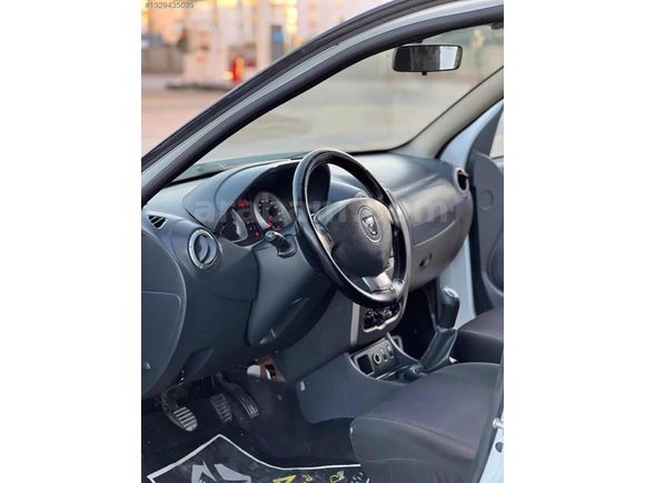 Düşük km Dacia Duster Emsalsiz Temizlikte
