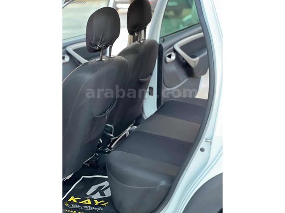 Düşük km Dacia Duster Emsalsiz Temizlikte