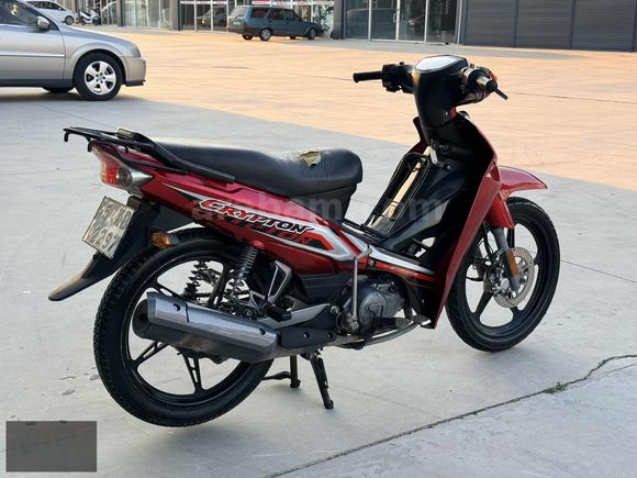 2015 MODEL KIRMIZI ORJİNAL YAMAHA CRYPTON 11 BİN KM