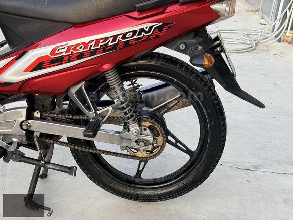 2015 MODEL KIRMIZI ORJİNAL YAMAHA CRYPTON 11 BİN KM