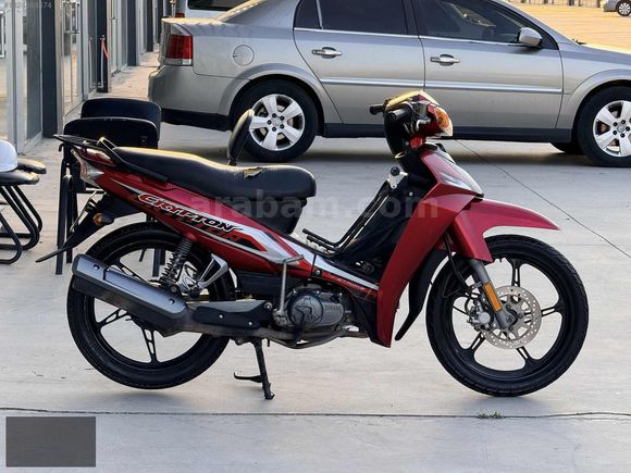 2015 MODEL KIRMIZI ORJİNAL YAMAHA CRYPTON 11 BİN KM