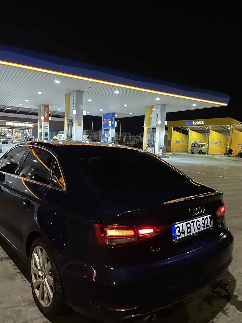 Sahibinden Audi A3 Sedan 1.6 TDI 2018 Model İstanbul 180.000 km Lacivert 5
