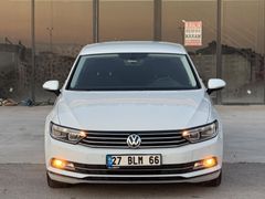 İLK SAHİBİNDEN DÜŞÜK KM TERTEMİZ PASSAT