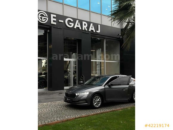 EGARAJ | 2023 SKODA OCTAVİA