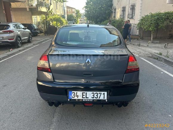 CNR'DEN TEMİZ DEĞİŞENSİZ MEGANE II