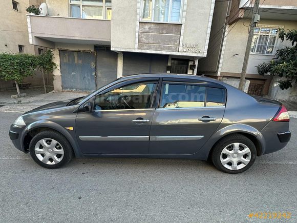 CNR'DEN TEMİZ DEĞİŞENSİZ MEGANE II