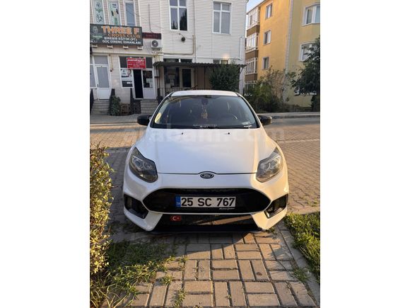 Sahibinden Ford Focus 1.6 Ti-VCT Titanium 2012 Model 
