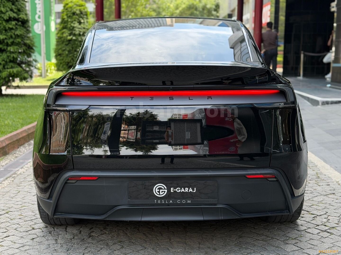 Galeriden Tesla Model Y Premium (Juniper) 2025 Model İstanbul 45.000 km Siyah 4